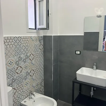 Apartment Garibaldi Palace